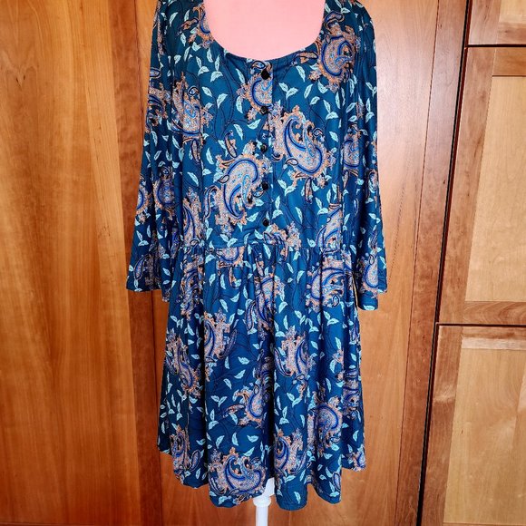 Paisley Fit and Flare Dress 1X - Picture 2 of 8
